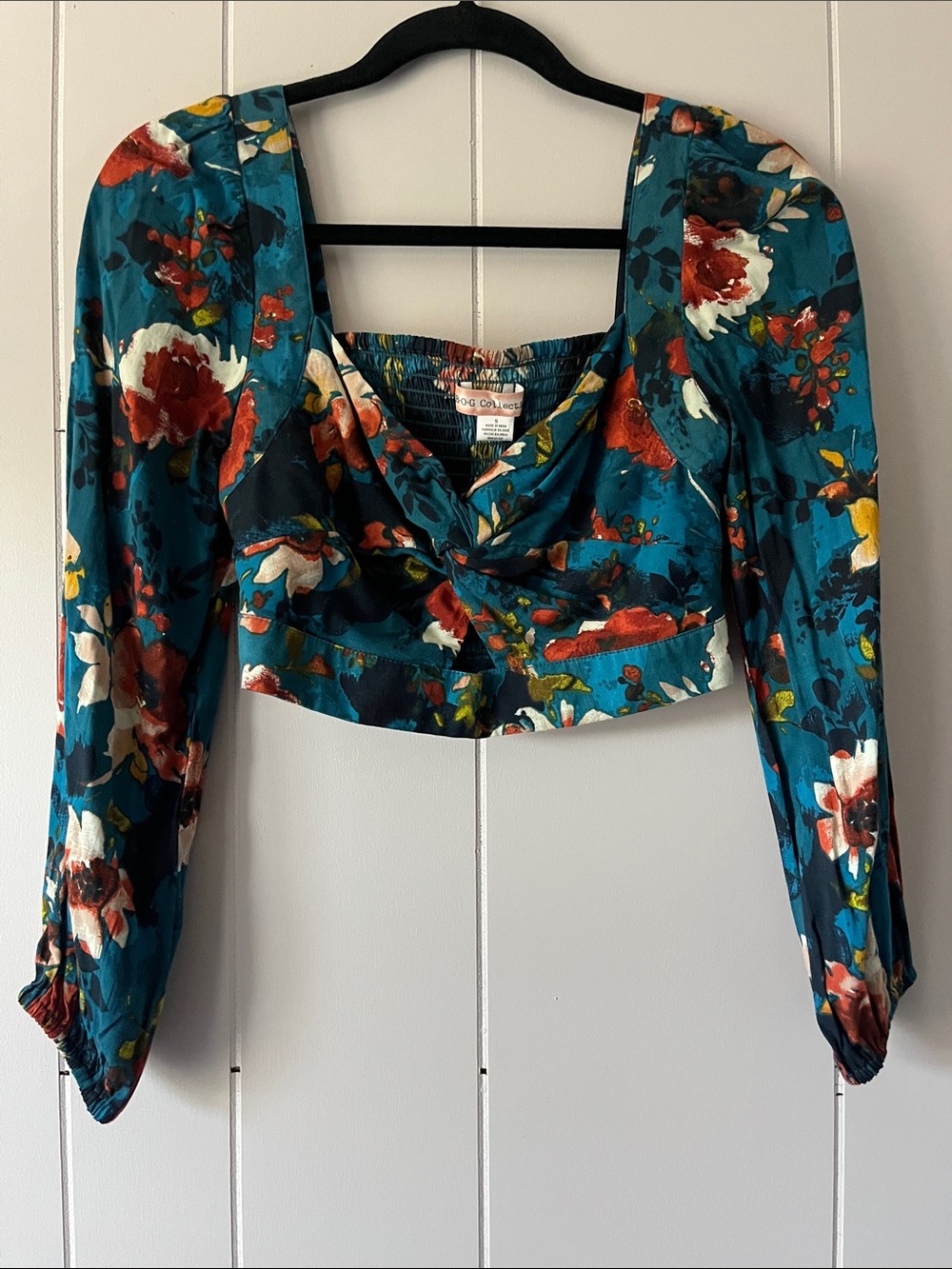 Xhilaration Teal Floral Long-Sleeve Cropped Top